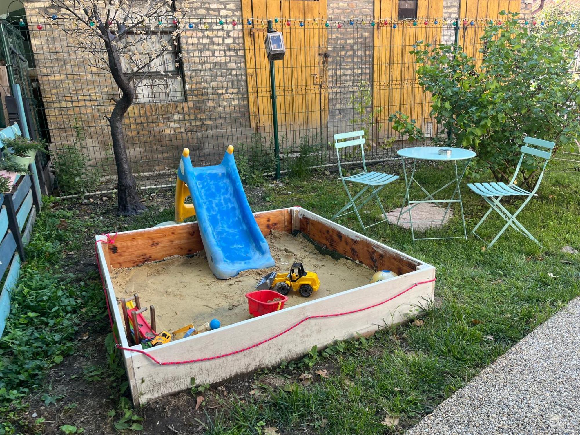 Jokai Apartman Komárno Esterno foto