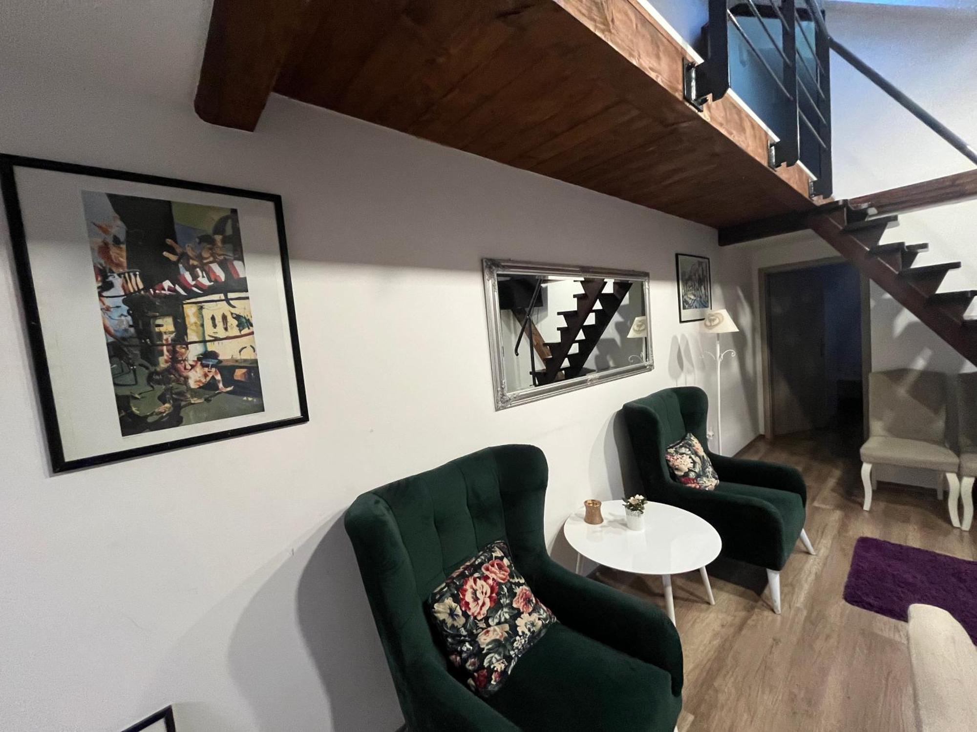 Jokai Apartman Komárno Esterno foto